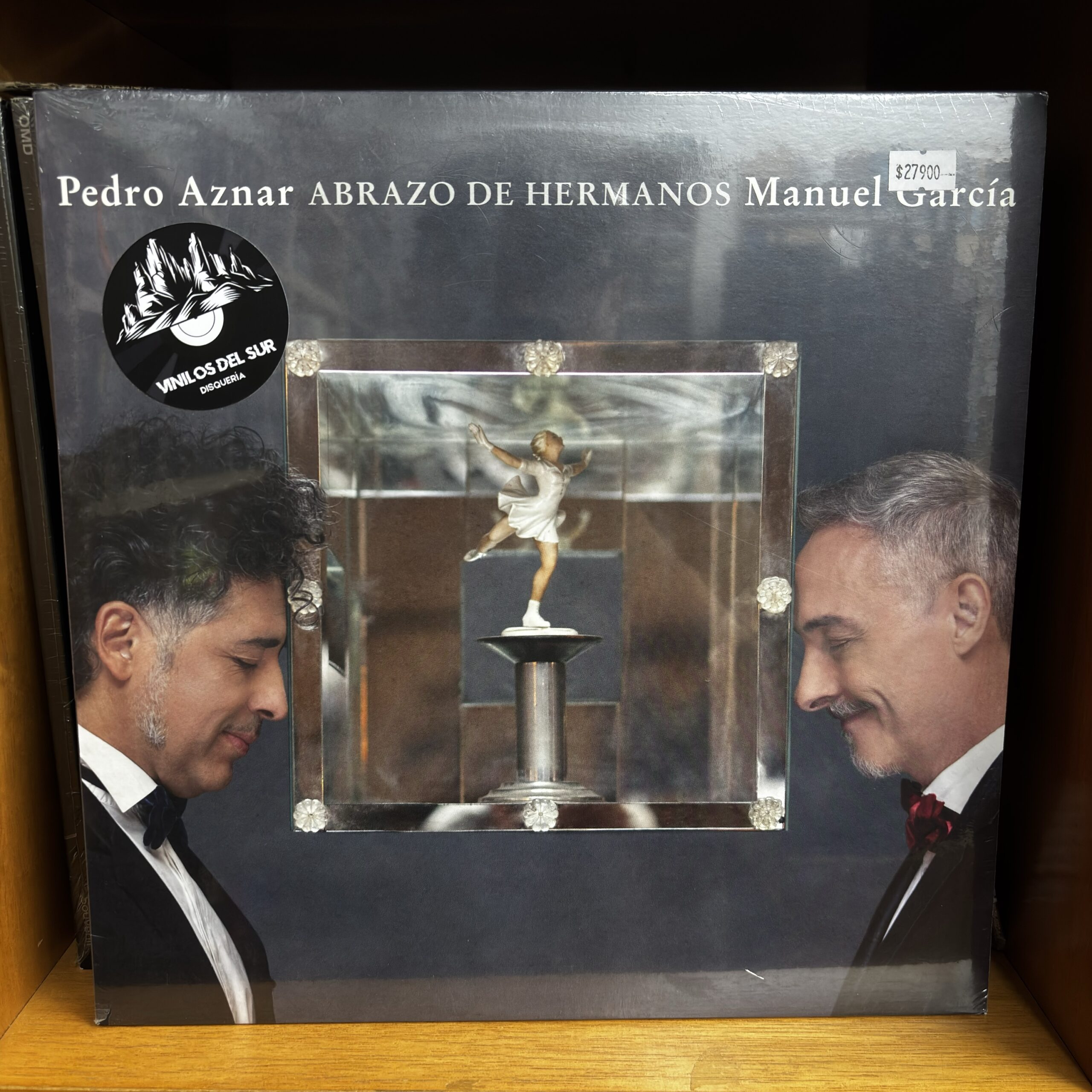 Pedro Aznar | abrazo de hermanos | Manuel García