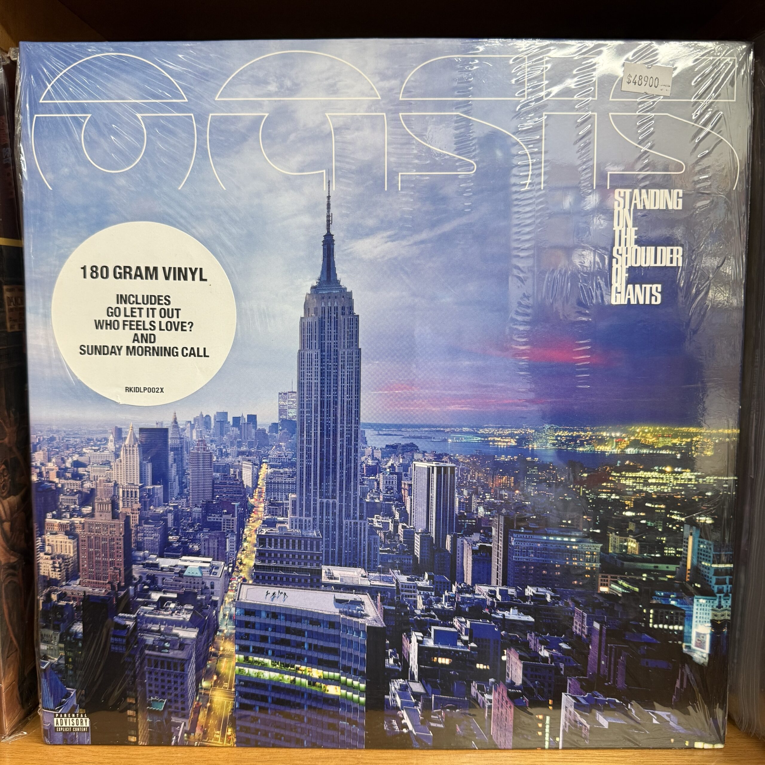 Oasis / Standing on the shoulder of Giants